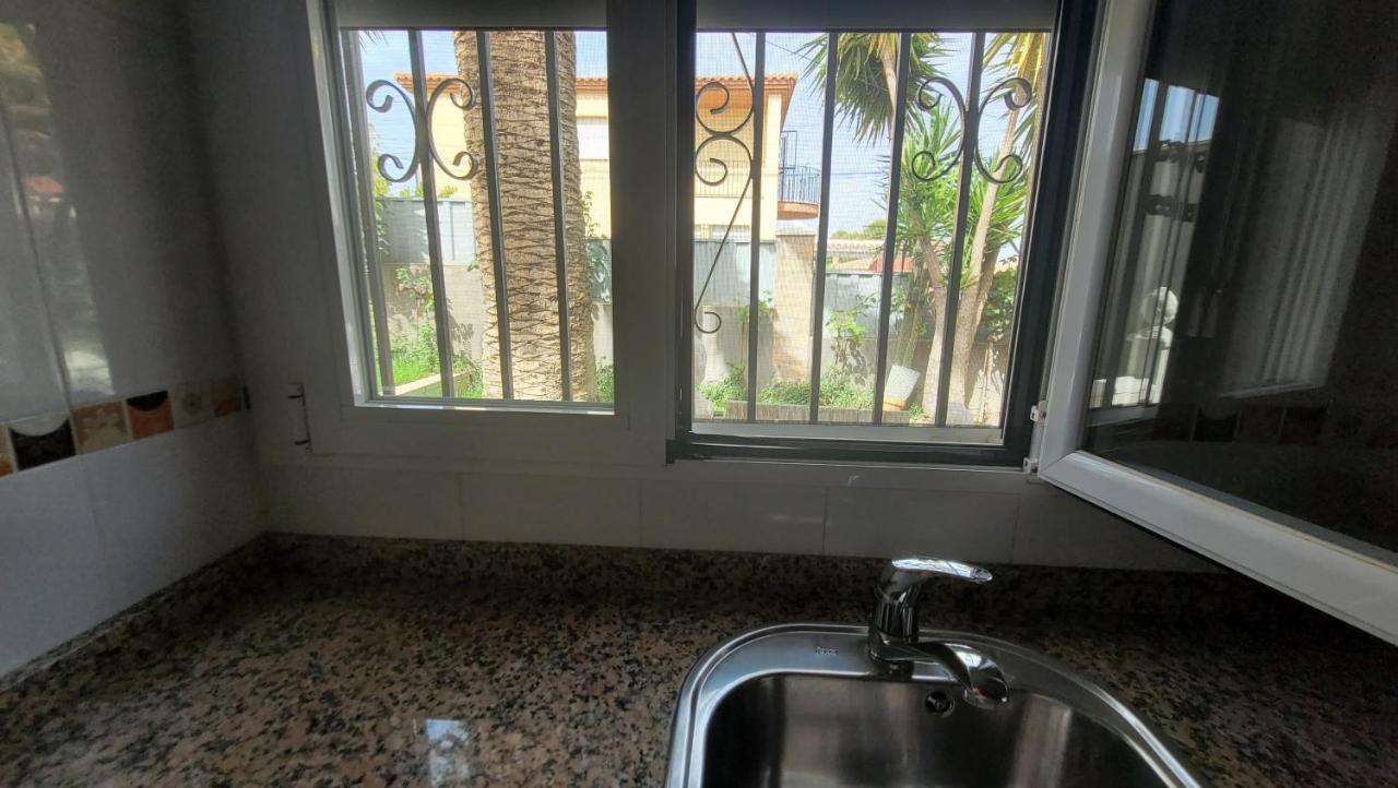 Casita De Invitados En Otura المظهر الخارجي الصورة