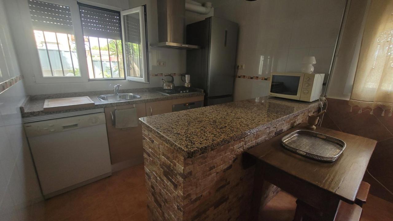 Casita De Invitados En Otura المظهر الخارجي الصورة